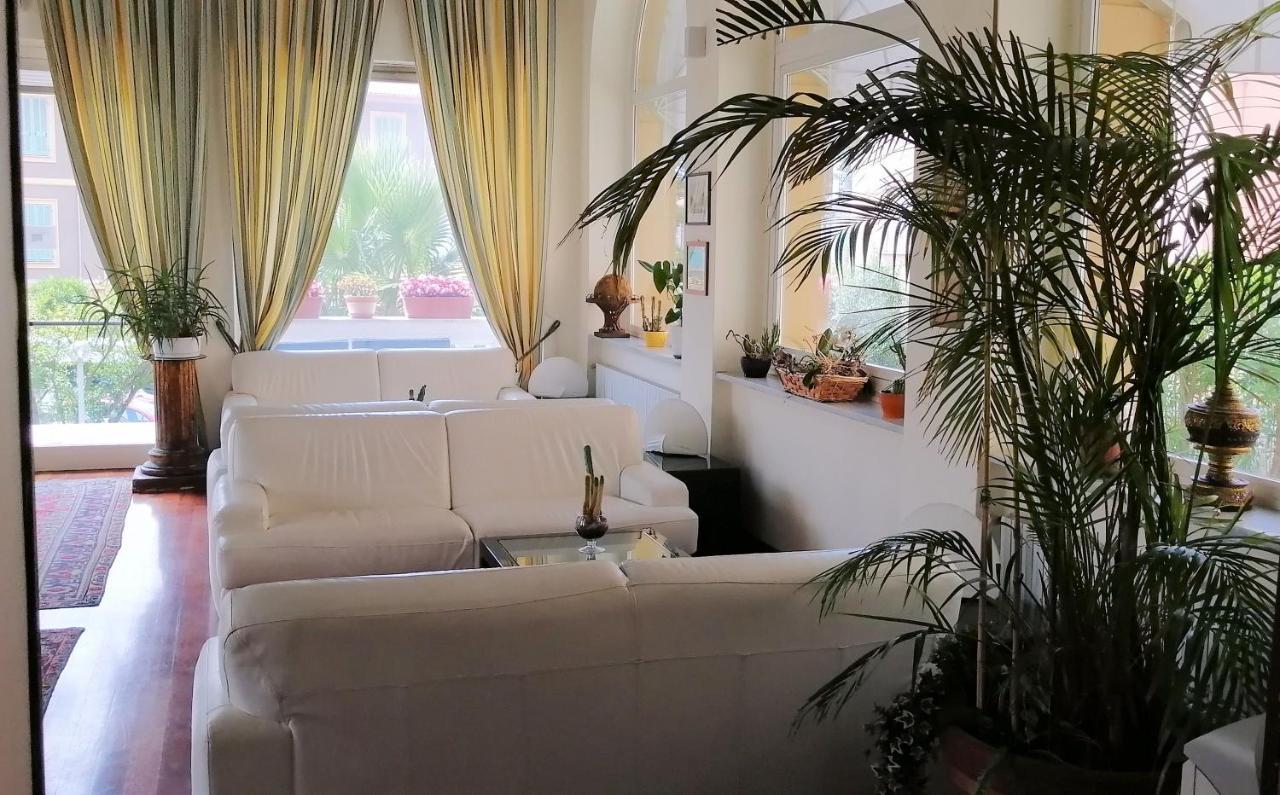 Hotel Morandi Sanremo Luaran gambar