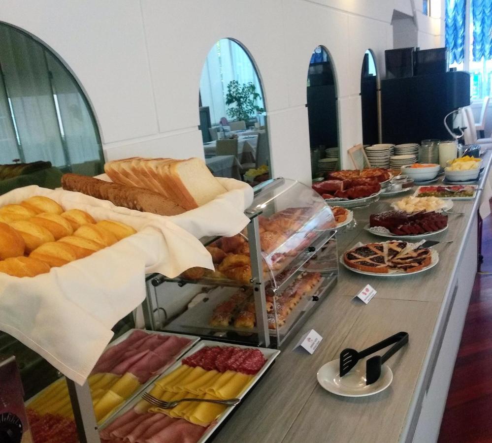 Hotel Morandi Sanremo Luaran gambar
