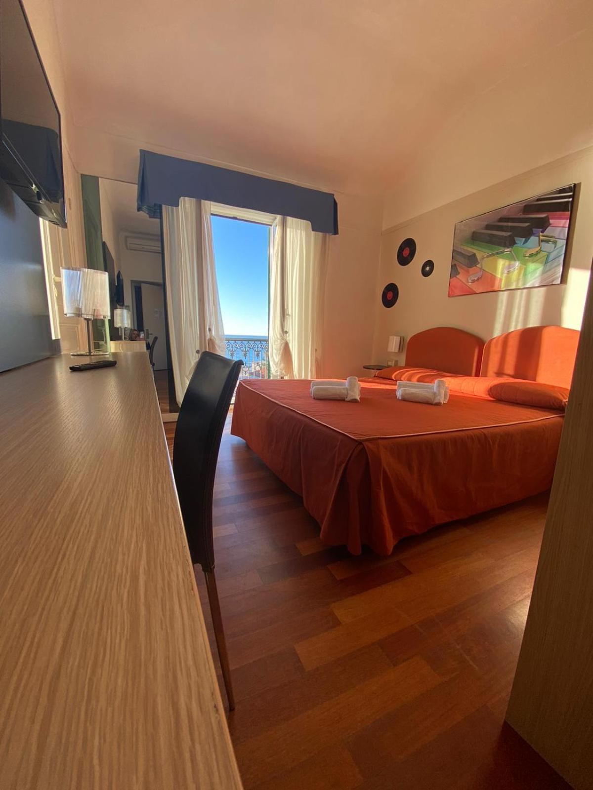 Hotel Morandi Sanremo Luaran gambar